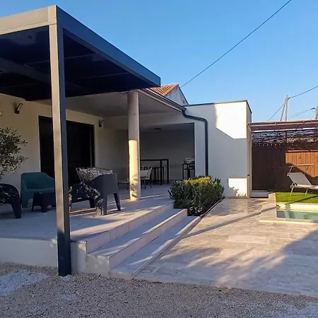 L'oree Des Alpilles Proche Centre St Remy De Provence Holiday home
